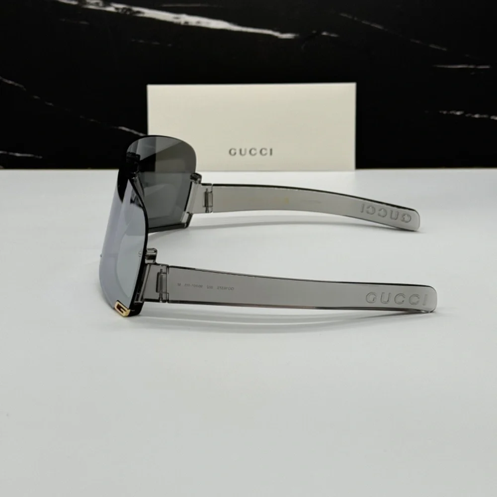 NEW GG1637S 002 GUCCI SHIELD WOMEN SUNGLASSES GREY GUCCI - Picture 6 of 12